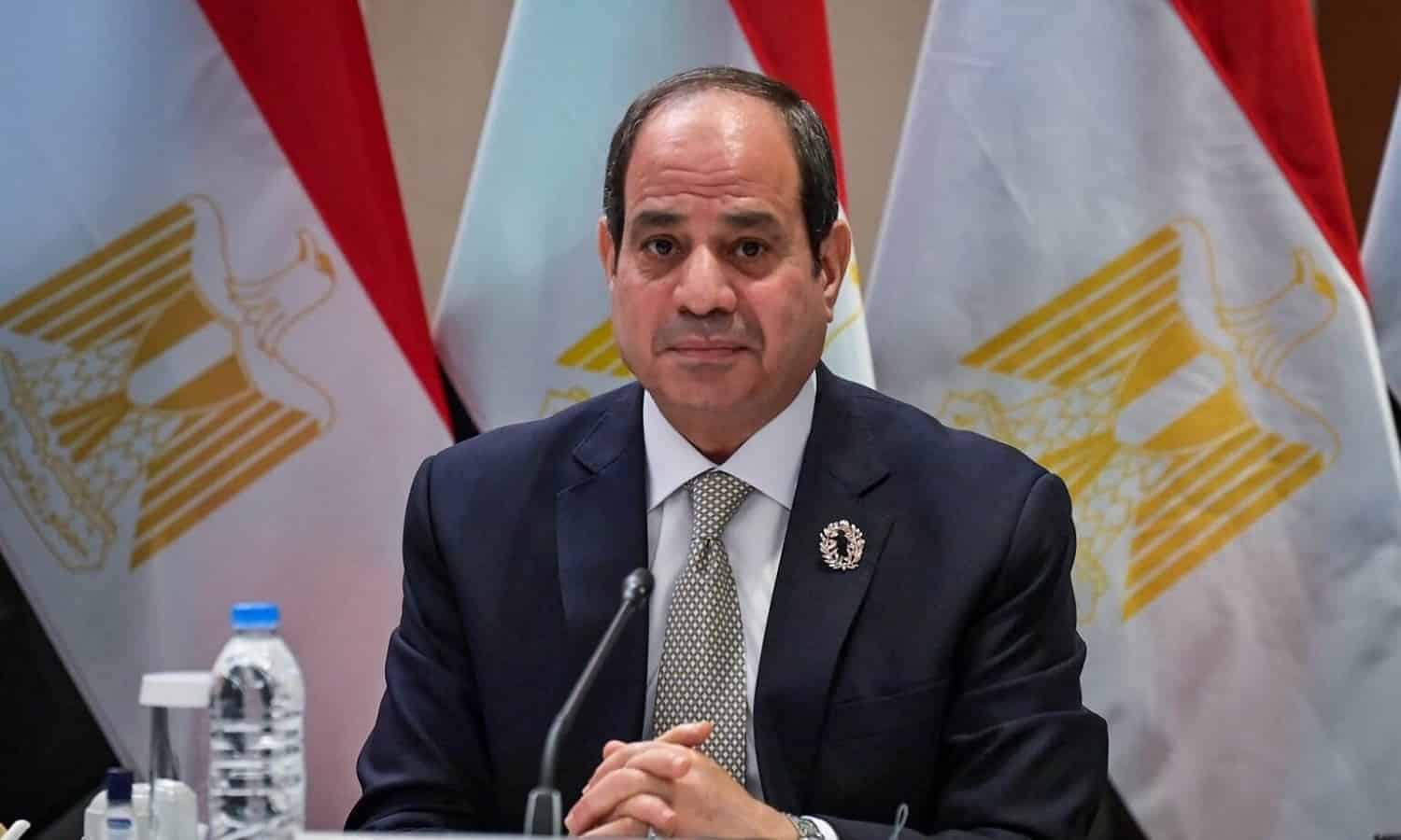 El-Sisi directs to raise minimum wage for public sector employees
